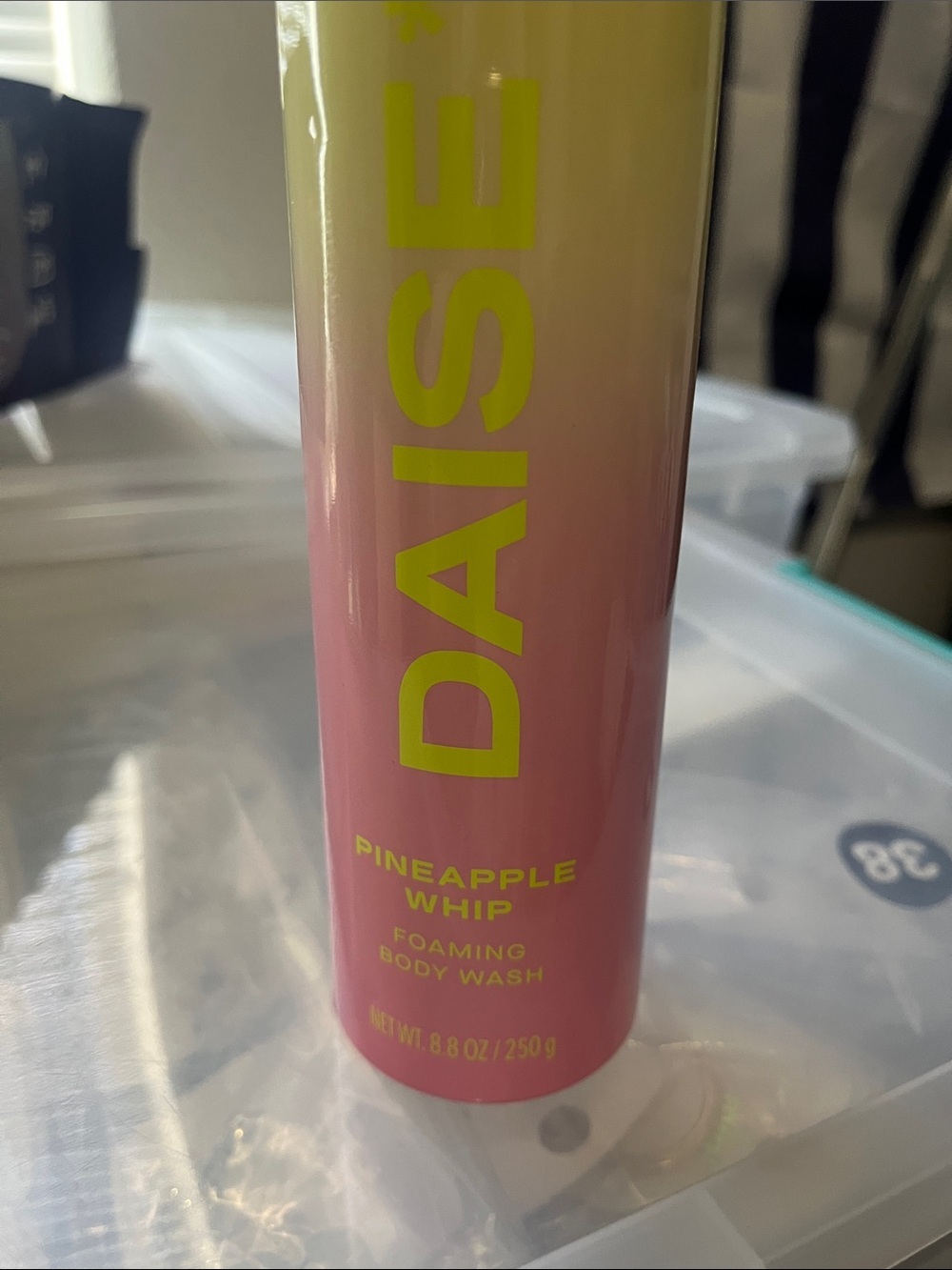 Daise Pineapple Whip Foaming Body Wash — Yellow & Pink - Picture 2 of 2